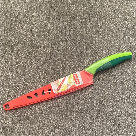 Vibrant Red and Green Kitchen Knife Set - Picture 1 of 4